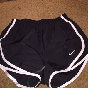 Black nike shorts
